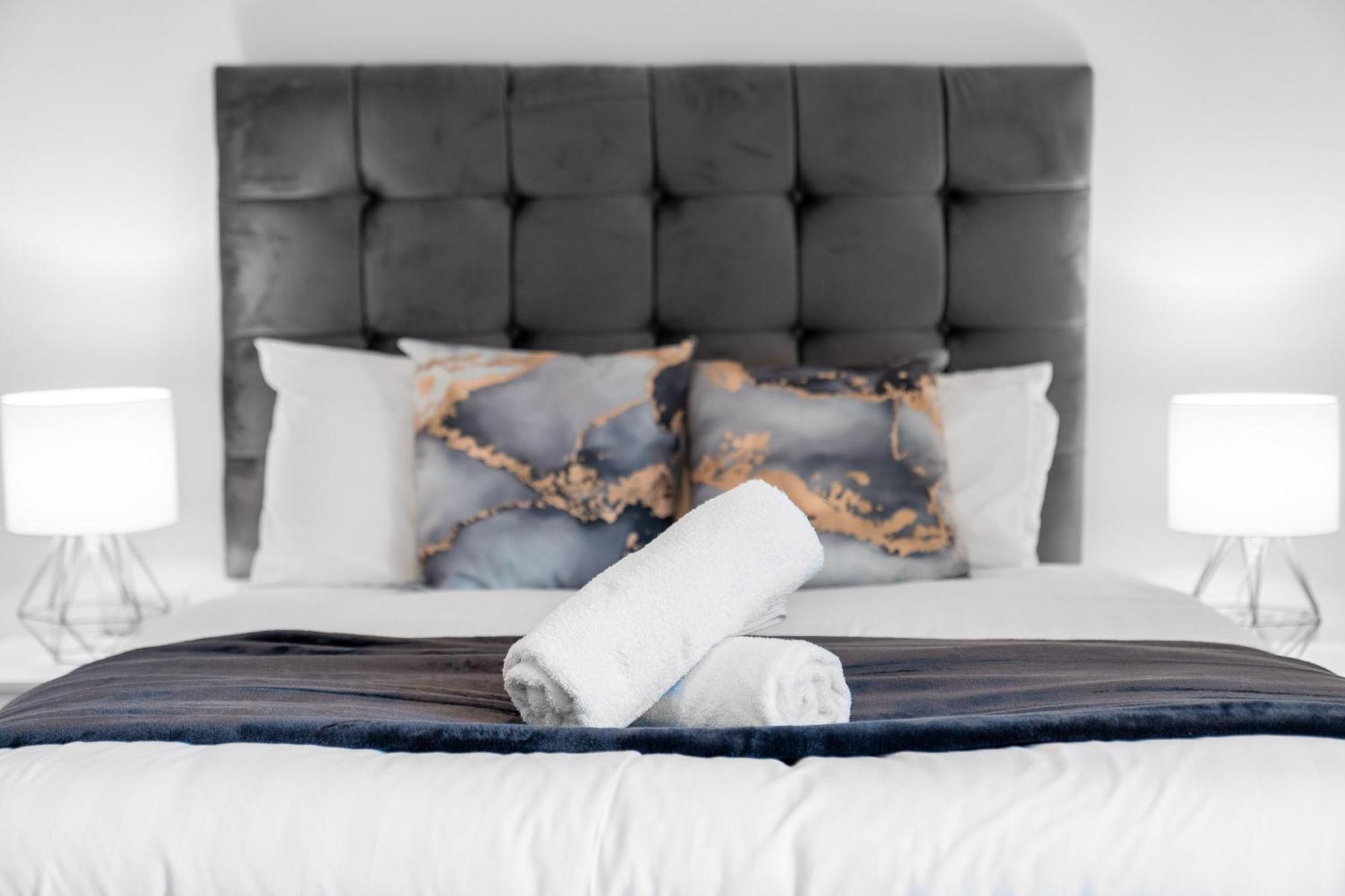 Stylish 2 Bedroom Apartment - Balcony - Secure Parking - Top Rated - 5Mc Birmingham Luaran gambar