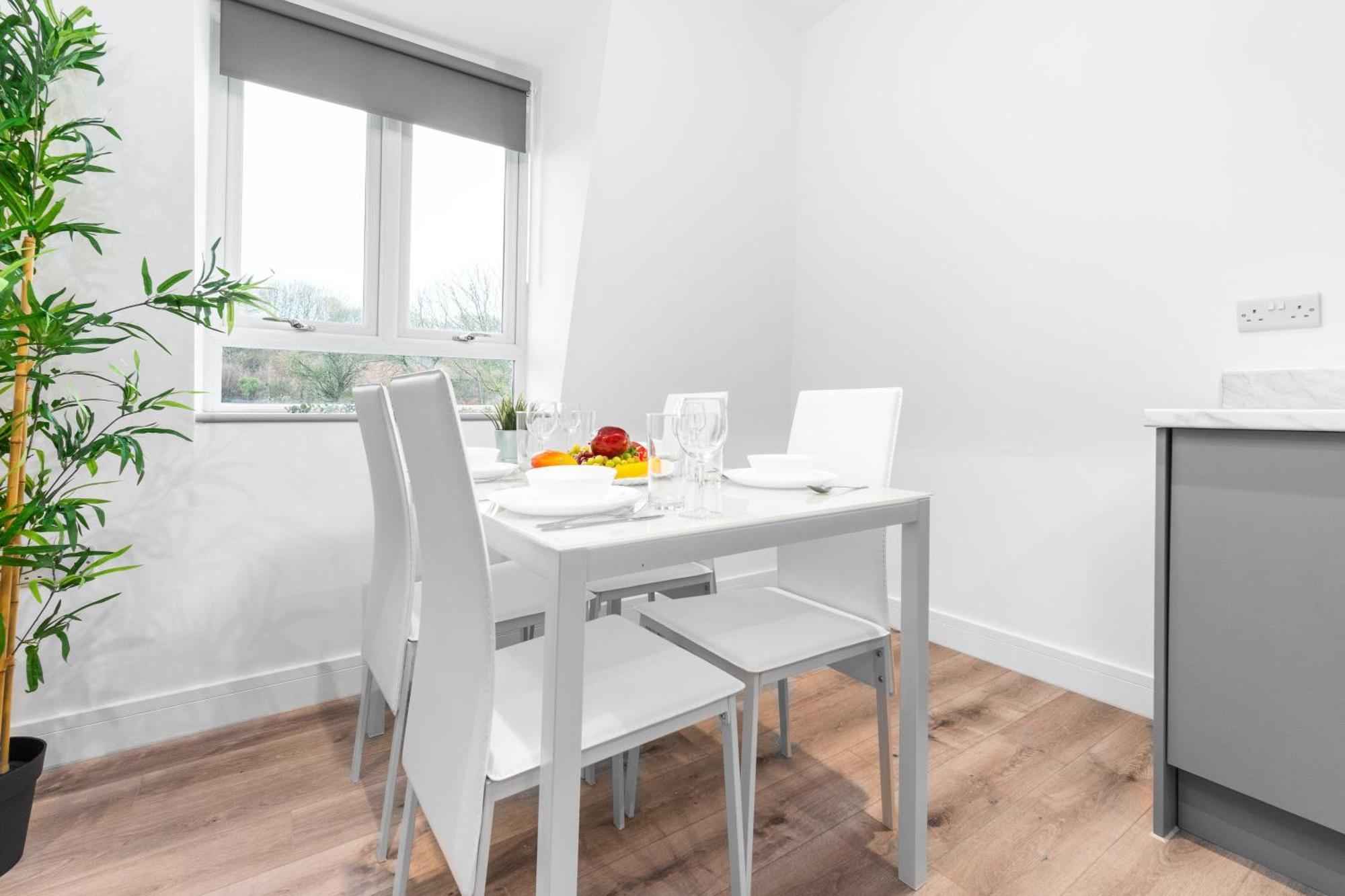 Stylish 2 Bedroom Apartment - Balcony - Secure Parking - Top Rated - 5Mc Birmingham Luaran gambar